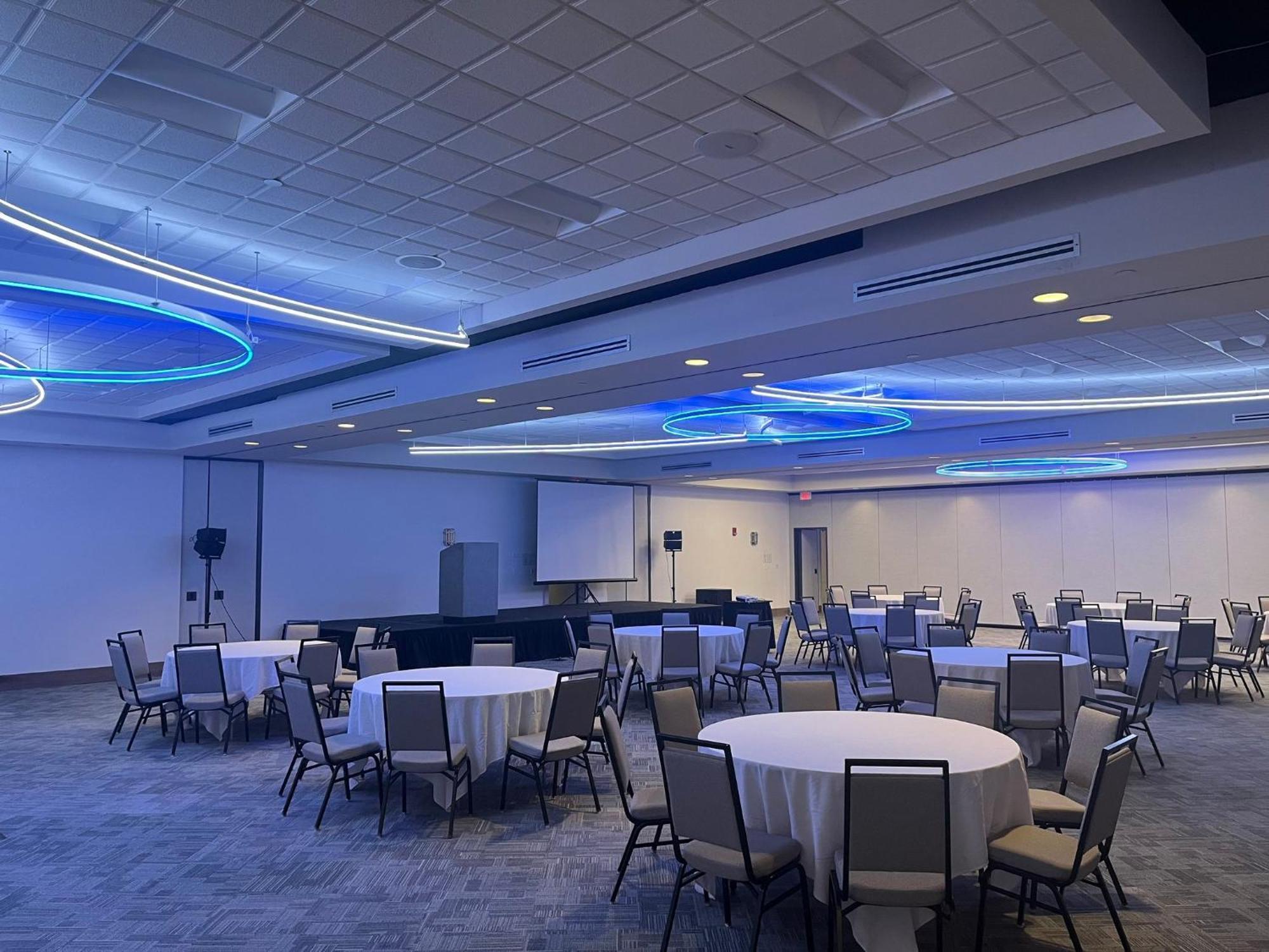 Holiday Inn Orlando International Airport By Ihg Exterior photo